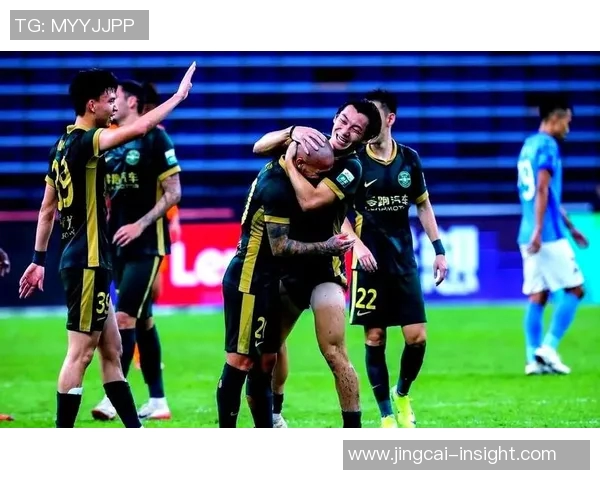 中超精彩对决：多特蒙德与里昂激战成平点球大战引发全场热潮